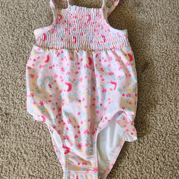 Colorful Baby Clothing Bundle - Picture 7 of 10
